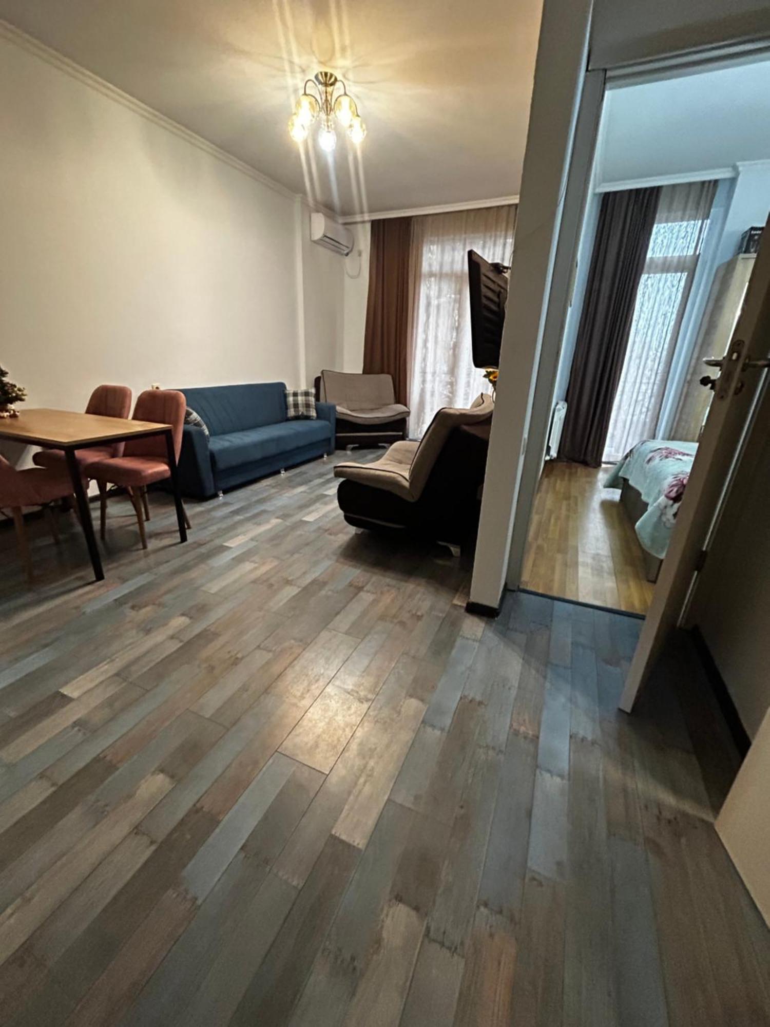 Мой Дом Lejlighed Batumi Eksteriør billede