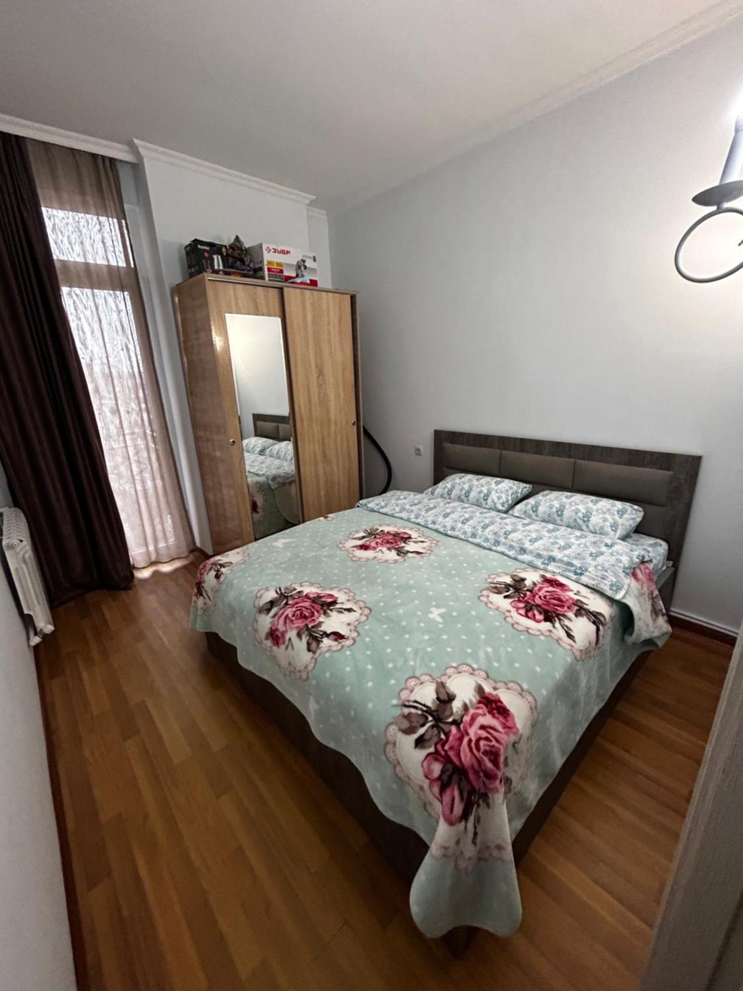 Мой Дом Lejlighed Batumi Eksteriør billede